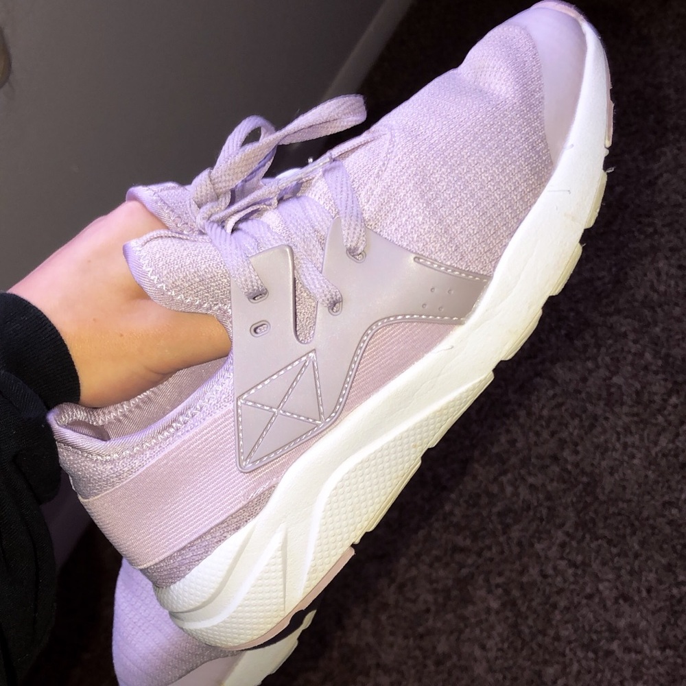 Avia shoes